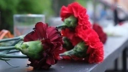 Мемориальную доску установят на фасаде школы в Туркменском округе